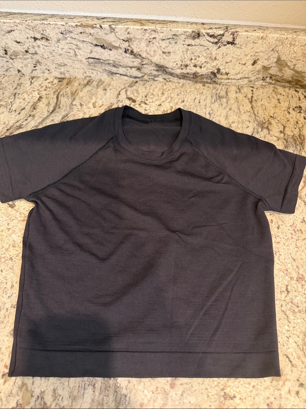 lululemon athletica women’s  Black Short Sleeve Crew Neck Tee